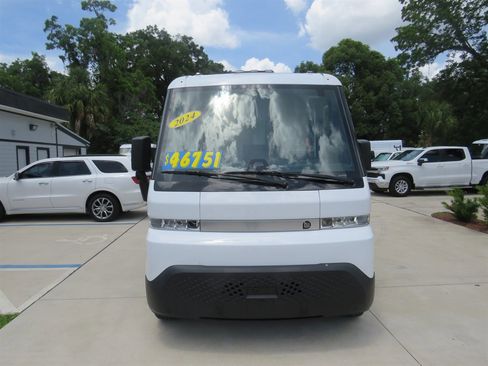 Used 2024 Chevrolet Brightdrop 600 w/ Battery Pack, Max Range AWD/4WD image 2