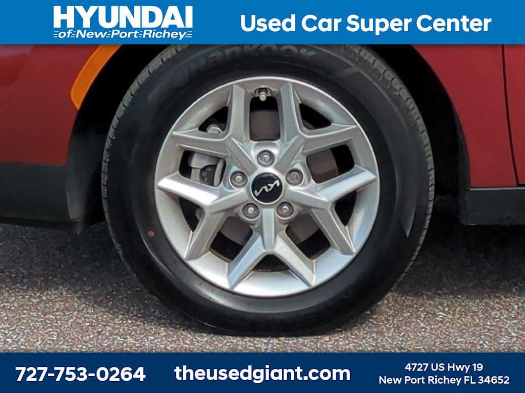 Used 2022 Kia Soul LX w/ Technology Package FWD image 10