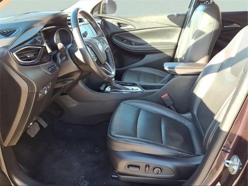 Used 2021 Buick Encore GX Essence w/ Advanced Technology Package image 18