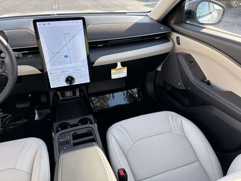 New 2025 Ford Mustang Mach-E Premium image 31