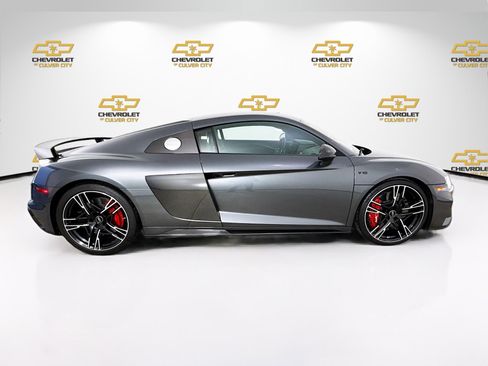 Used 2021 Audi R8 V10 performance image 8