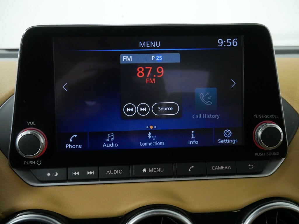 Used 2025 Nissan Sentra SV w/ SV Premium Package FWD image 29