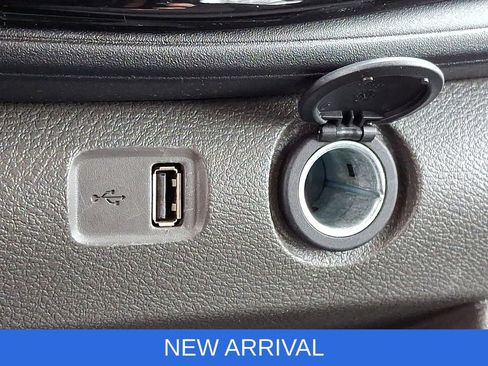 Used 2024 Ford Transit 350 XLT image 24