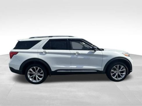 Used 2021 Ford Explorer Platinum w/ Equipment Group 601A AWD/4WD image 10