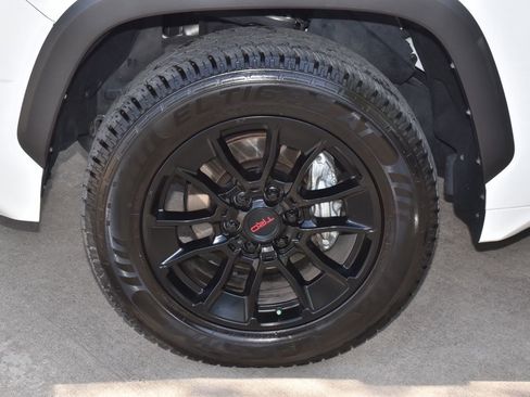 Used 2022 Toyota Tundra SR5 w/ Convenience Package image 38