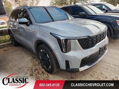 Used 2025 Kia Sorento S w/ Panoramic Sunroof Package