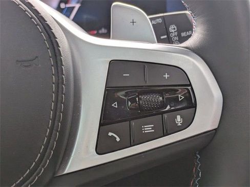 Used 2024 BMW X5 M60i w/ Climate Comfort Package image 26