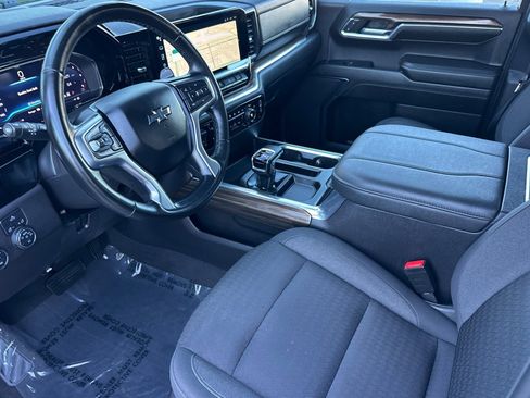 Used 2024 Chevrolet Silverado 1500 LT Trail Boss w/ Protection Package image 10