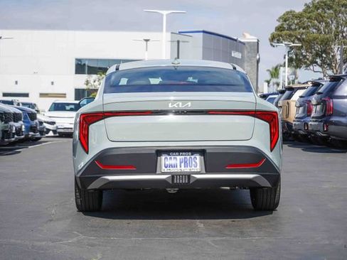 New 2026 Kia K4 EX image 6