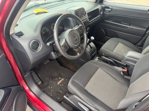 Used 2015 Jeep Patriot Latitude image 11