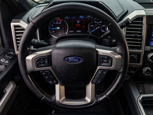 Used 2021 Ford F250 Platinum w/ FX4 Off-Road Package image 34