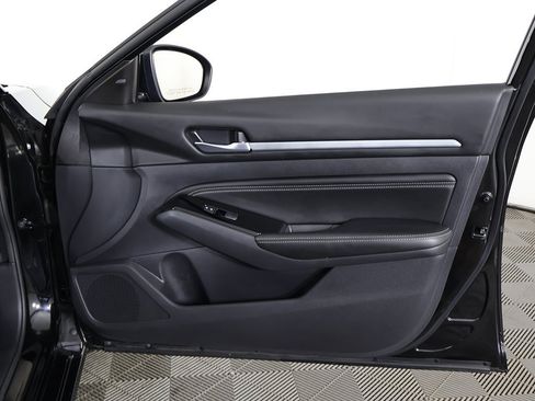 Used 2023 Nissan Altima 2.5 SL image 23