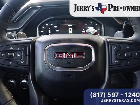 Used 2024 GMC Sierra 1500 AT4 w/ Technology Package AWD/4WD image 15