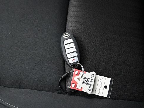 Used 2025 Nissan Altima 2.5 SV image 27