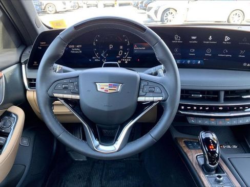 Used 2026 Cadillac CT5 Premium Luxury image 4