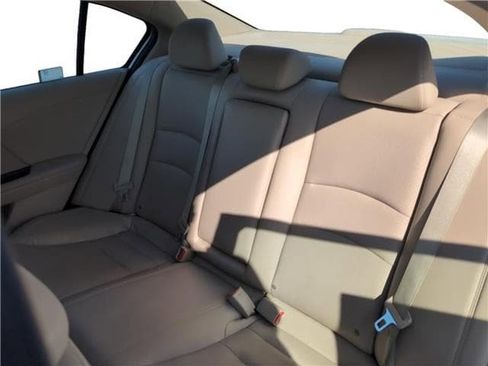 Used 2015 Honda Accord EX-L image 13