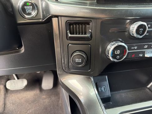 Used 2021 Ford F150 XLT w/ Equipment Group 302A High RWD image 25