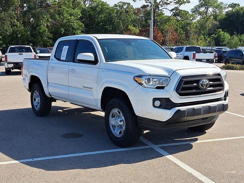 Used 2020 Toyota Tacoma SR5 image 2