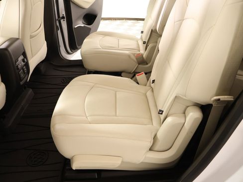 Used 2022 Buick Enclave Premium w/ Experience Buick Package image 13