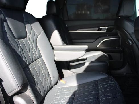 Used 2025 Kia Telluride SX X-Line AWD/4WD image 27