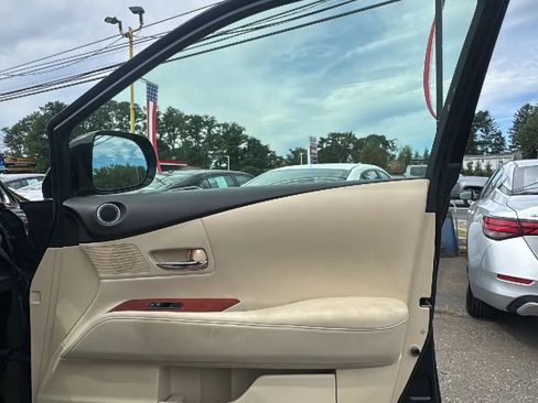 Used 2010 Lexus RX 350 AWD w/ Premium Pkg image 25