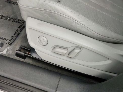 Used 2019 Audi Q5 2.0T Premium Plus w/ Premium Plus Package image 12