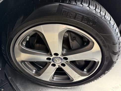 Used 2017 Mercedes-Benz GLC 300 4MATIC image 30