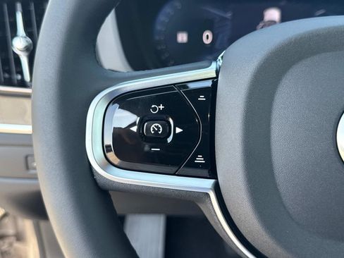 New 2026 Volvo XC60 B5 Plus w/ Climate Package image 29