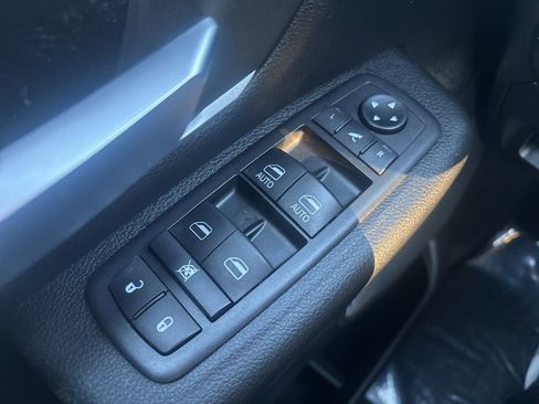 Used 2020 RAM 1500 Big Horn image 17