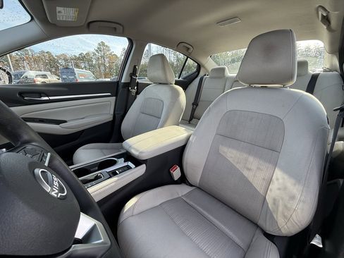 Used 2023 Nissan Altima 2.5 SV image 22