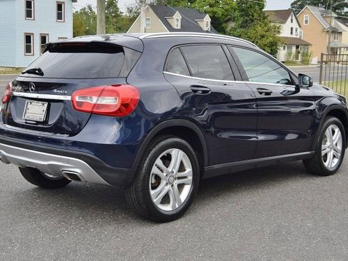 Used 2017 Mercedes-Benz GLA 250 4MATIC image 8
