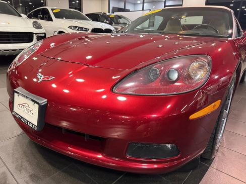 Used 2007 Chevrolet Corvette Convertible w/ Preferred Equipment Group image 16