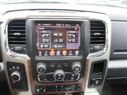 Used 2014 RAM 2500 Laramie AWD/4WD image 14
