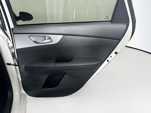 Used 2024 Kia Forte LX image 27