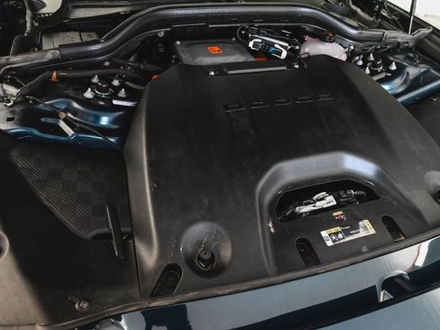 Used 2025 Dodge Charger R/T Scat Pack w/ Track Pack image 38