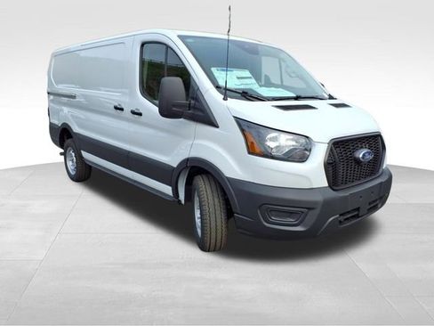 New 2025 Ford Transit 250 Base image 11