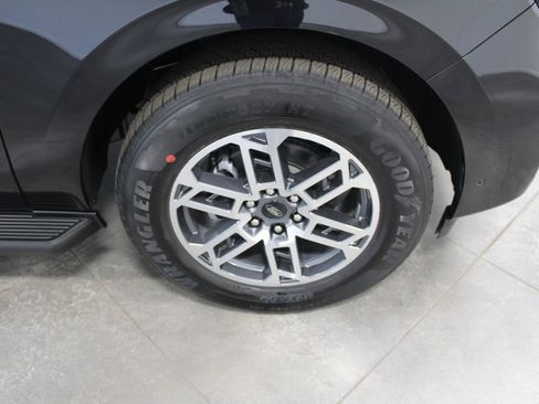 New 2025 Ford Expedition Max Active image 63