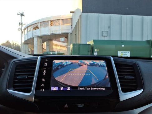 Used 2018 Honda Pilot EX-L image 27