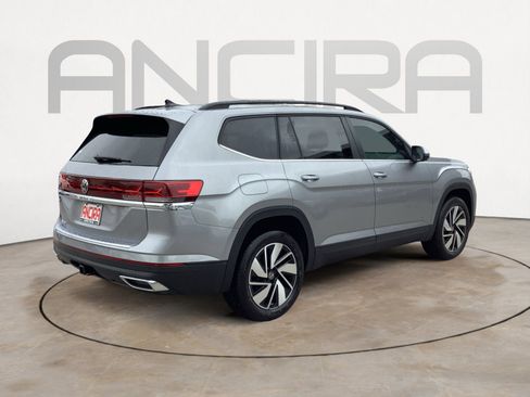 New 2025 Volkswagen Atlas SE FWD image 8