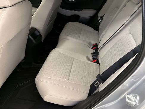 New 2026 Honda HR-V LX image 18