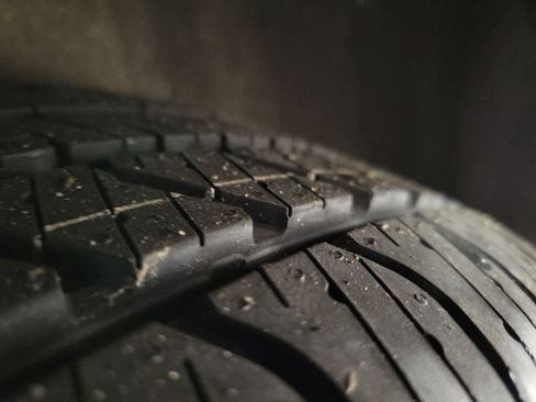 Used 2023 Toyota Camry SE image 11