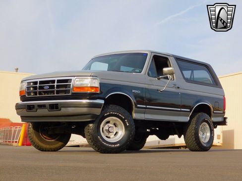 Used 1992 Ford Bronco image 2