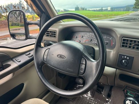Used 2000 Ford F350 XLT image 27