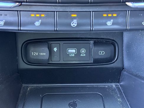 Used 2020 Hyundai Santa Fe Limited AWD/4WD image 33