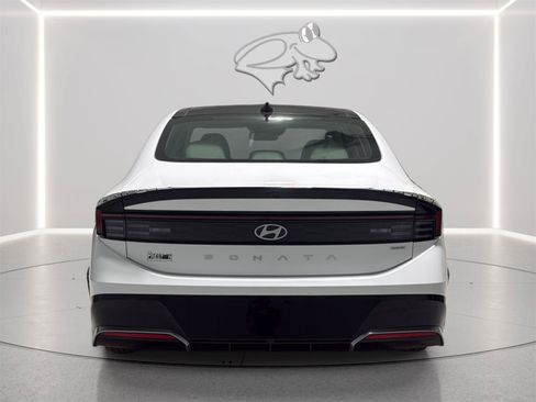 Used 2026 Hyundai Sonata SEL FWD image 4