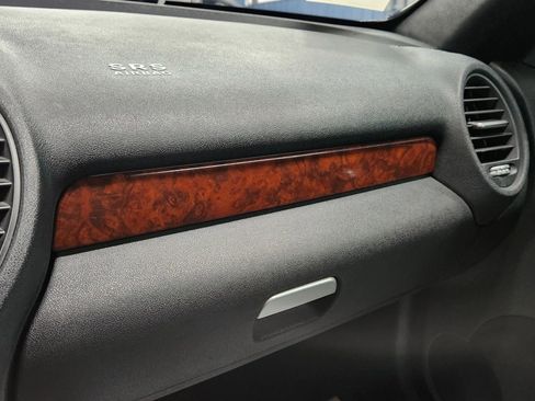 Used 2005 Mercedes-Benz SLK 55 AMG image 34