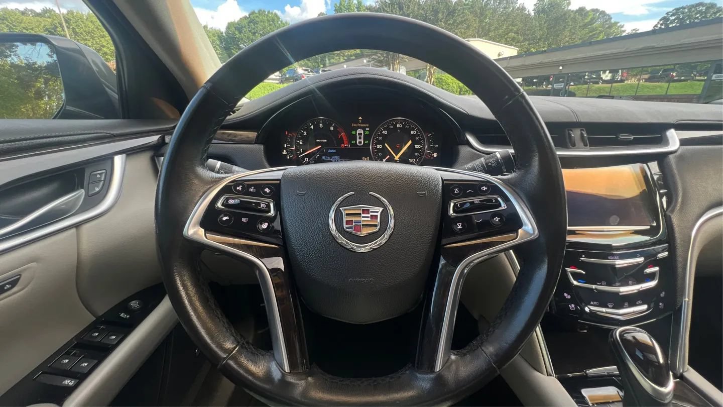 Used 2014 Cadillac XTS Premium FWD image 29