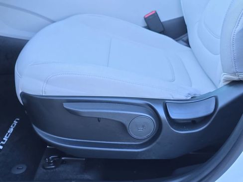 Certified 2026 Hyundai Tucson SE image 26