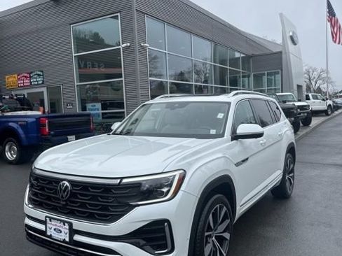 Used 2024 Volkswagen Atlas SEL Premium R-Line image 1