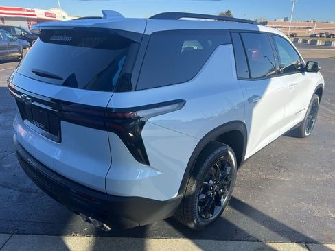 New 2026 Chevrolet Traverse LT w/ Midnight/Sport Edition image 6